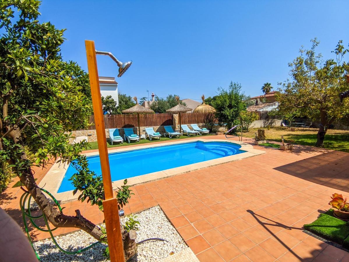 Ponton House, With Pool, Close To Palma Town, Perfect Location Holiday home *